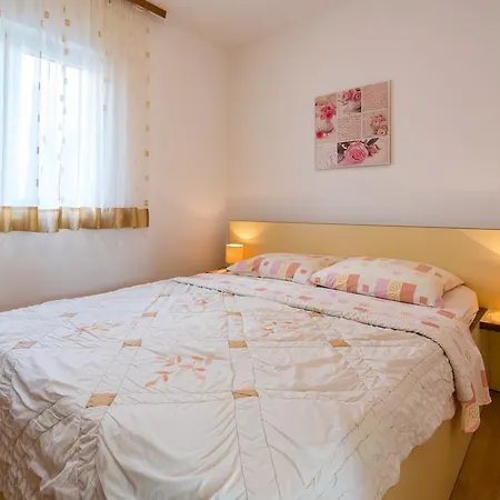 Apartament Mandić Seget Vranjica