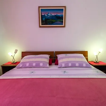 Apartament Mandić *